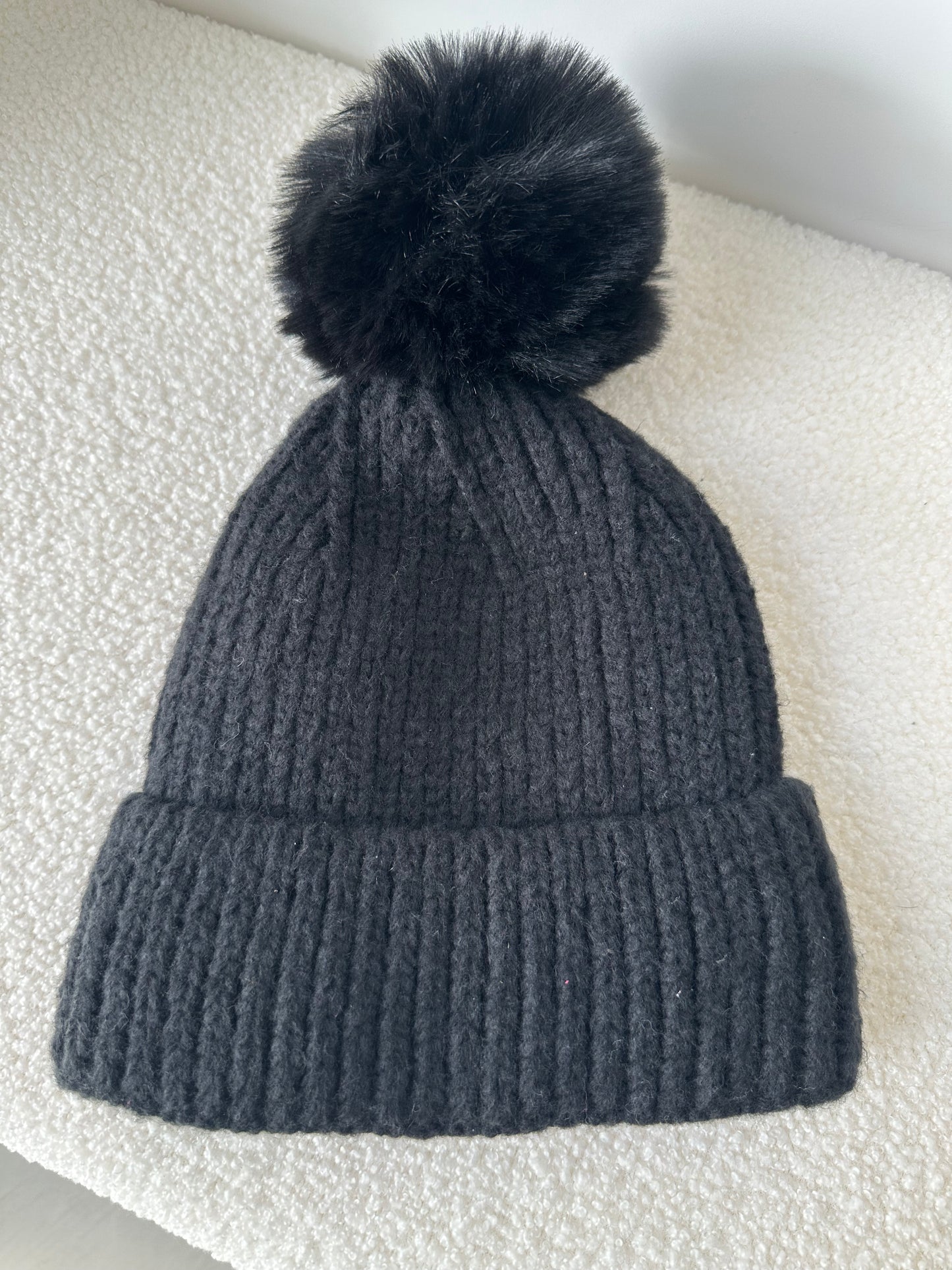 Bonnet pompon